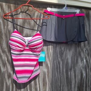 NWT free country 2 pc swim suit women medium gray/pink striped